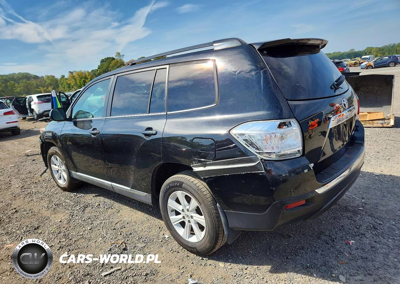 2012 Toyota Highlander Base VIN:5TDBK3EH3CS118113 - 2