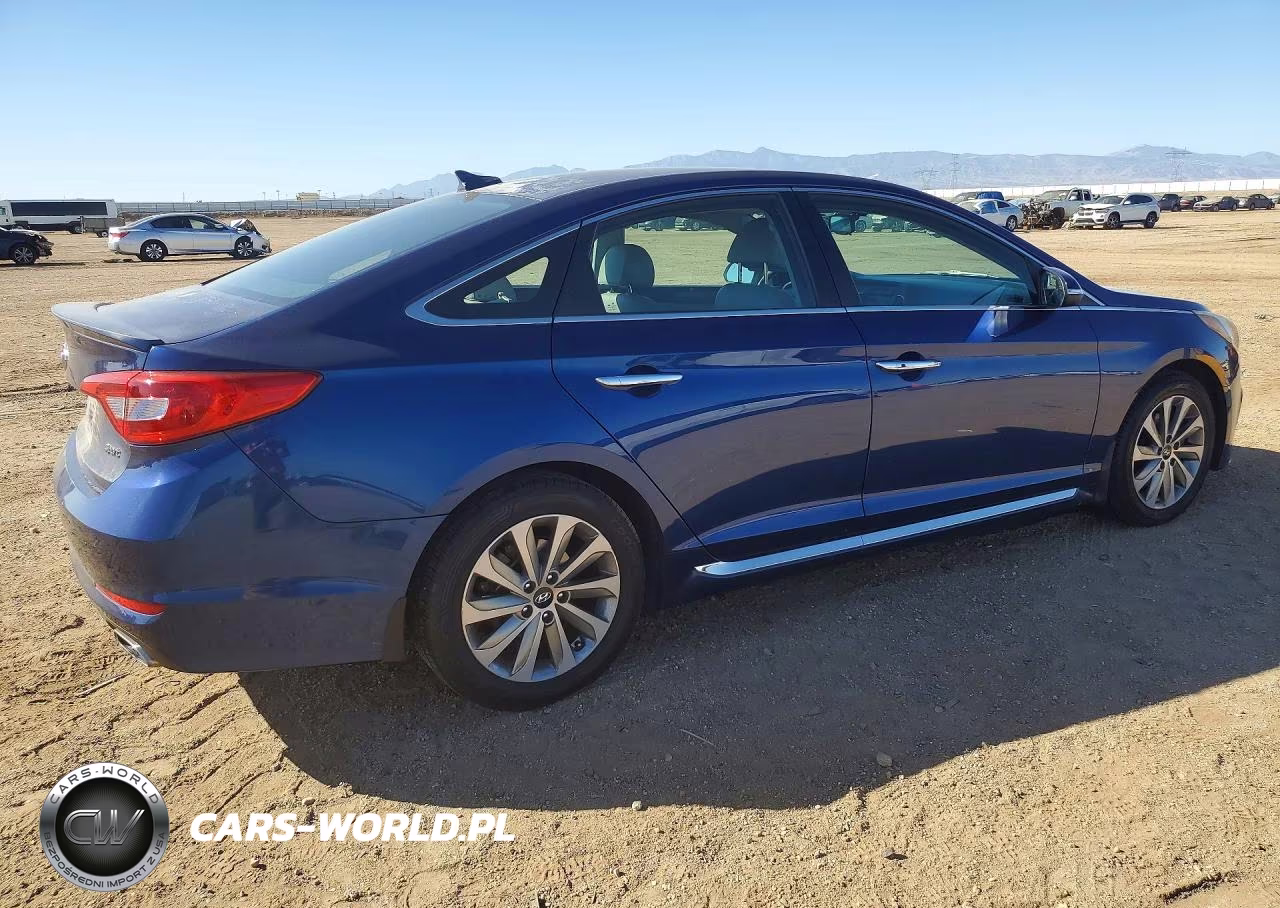 2016 Hyundai Sonata Sport VIN:5NPE34AF3GH390483 - 3
