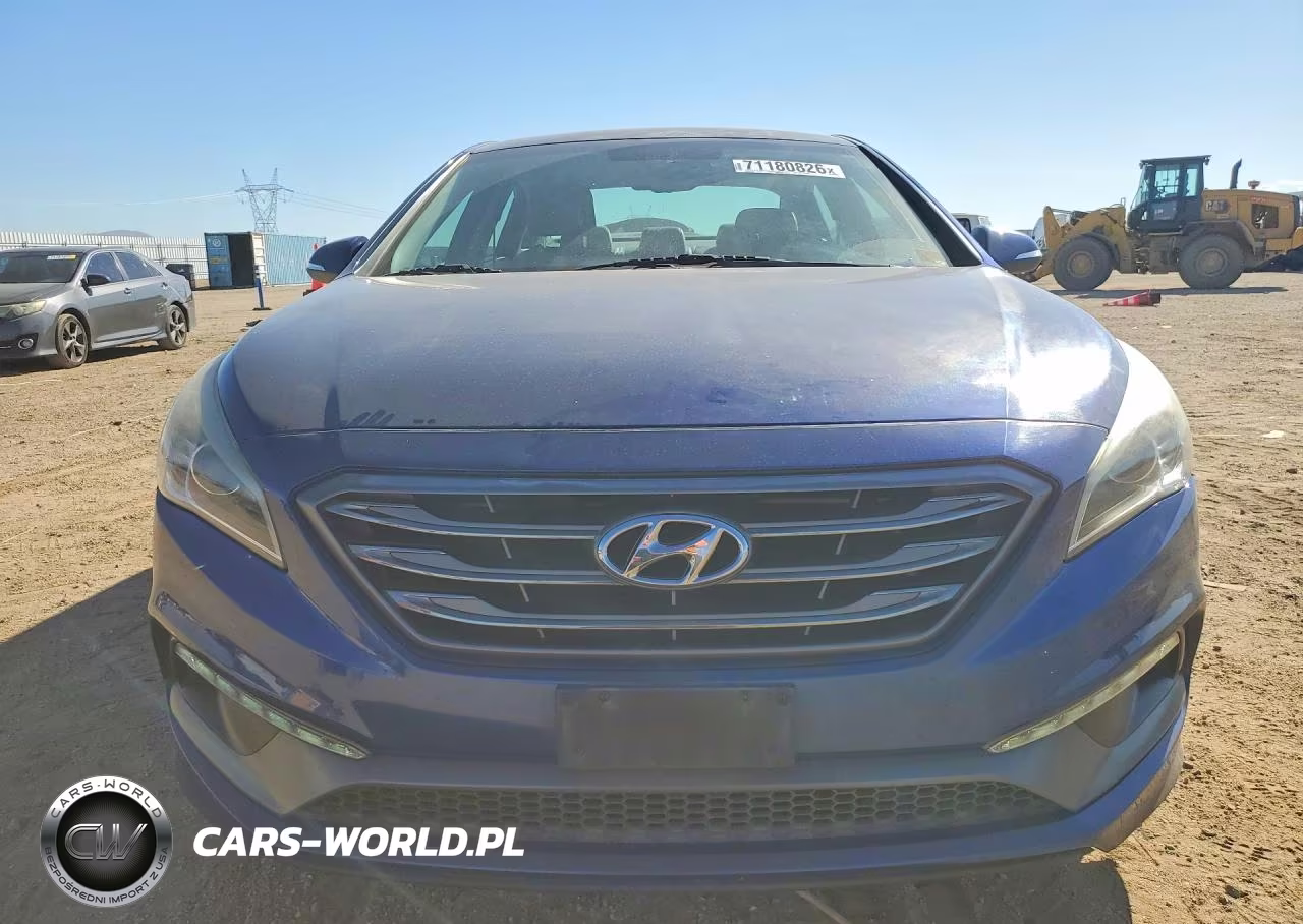 2016 Hyundai Sonata Sport VIN:5NPE34AF3GH390483 - 5