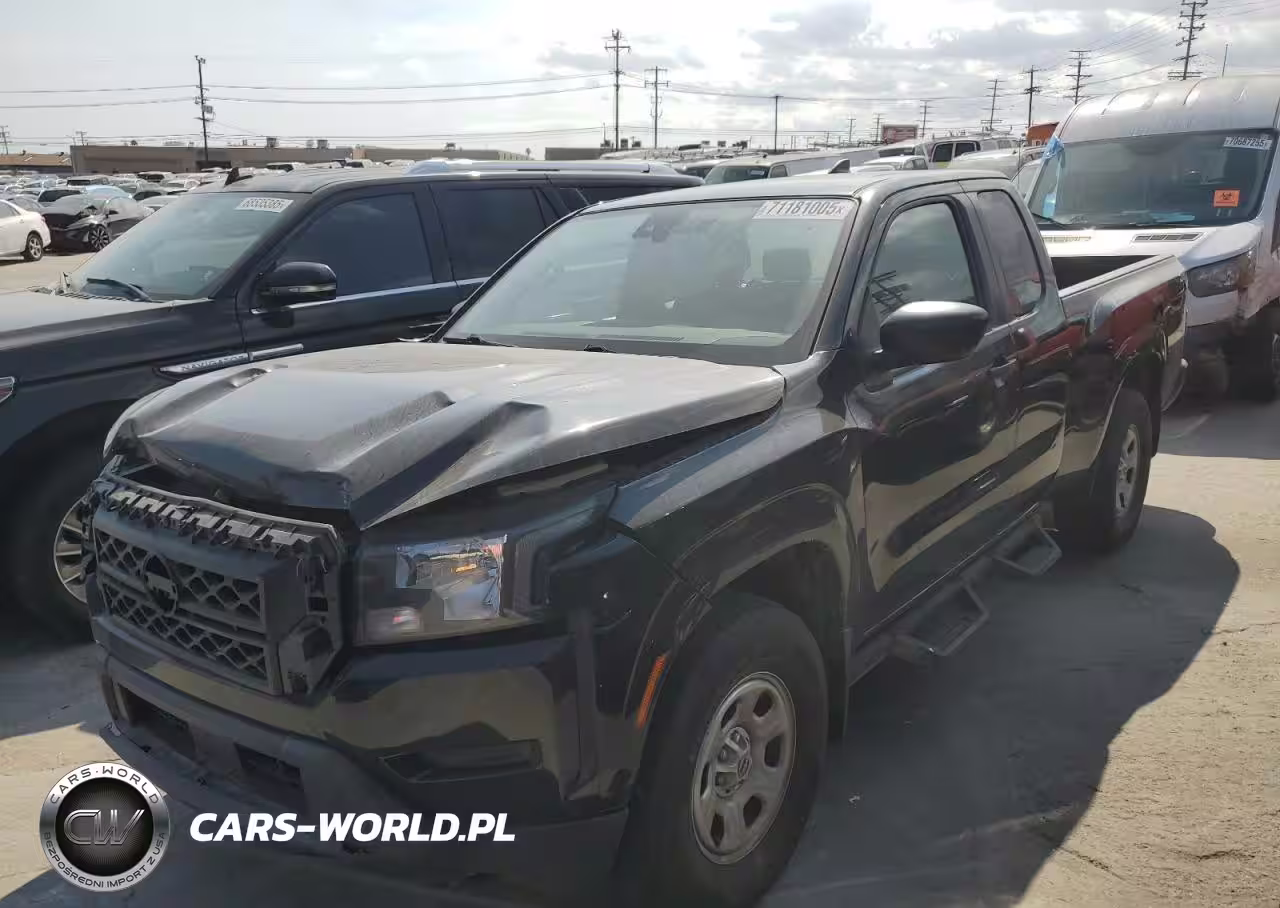 2022 Nissan Frontier S