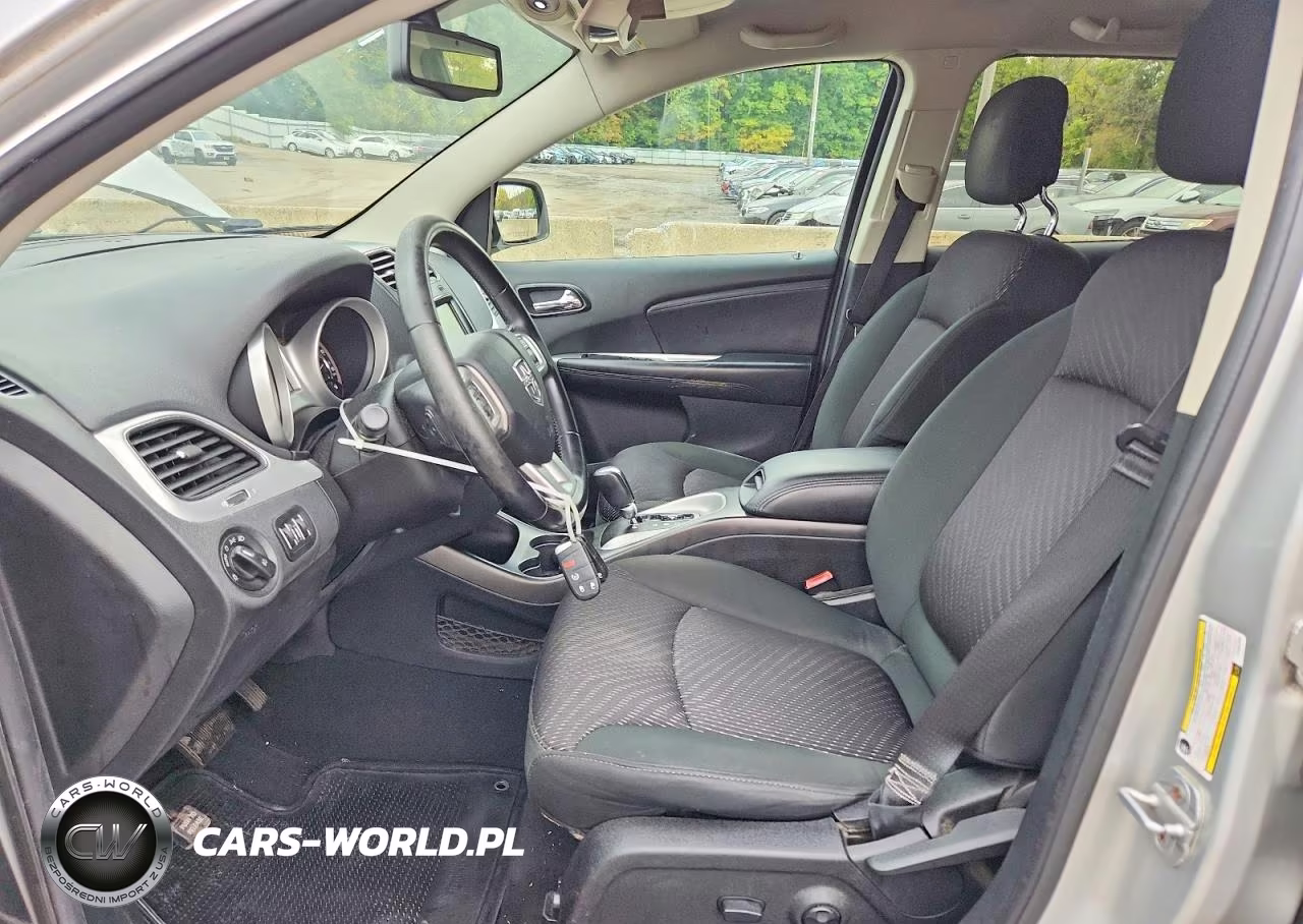 2011 Dodge Journey Crew VIN:3D4PH3FG9BT544826 - 7
