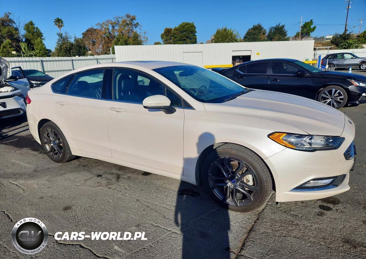 2018 Ford Fusion Se VIN:3FA6P0H71JR184783 - 4