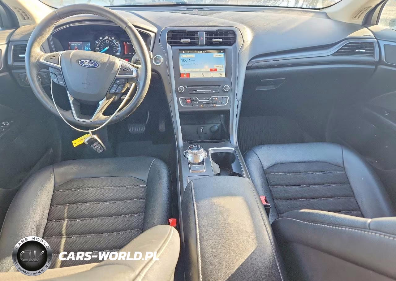 2018 Ford Fusion Se VIN:3FA6P0H71JR184783 - 8