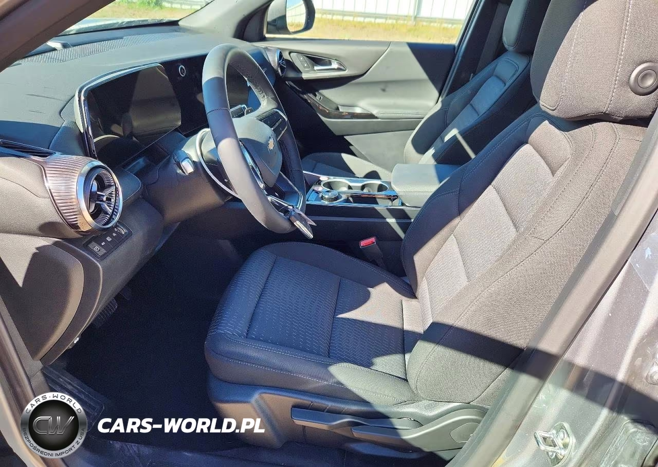 2027 Chevrolet Equinox Lt VIN:3GNAXPEG9VL176772 - 7