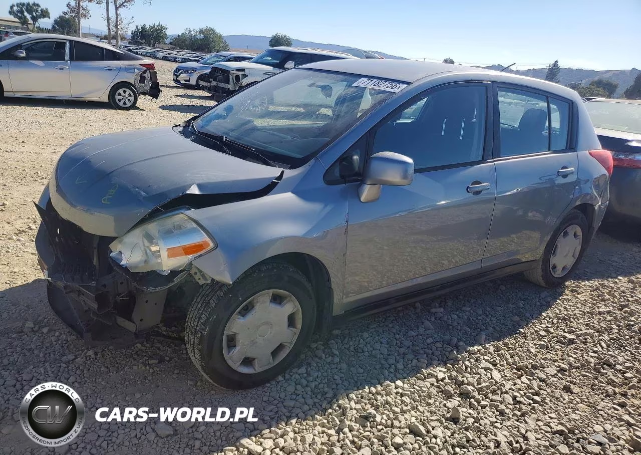 2011 Nissan Versa 1.8 S