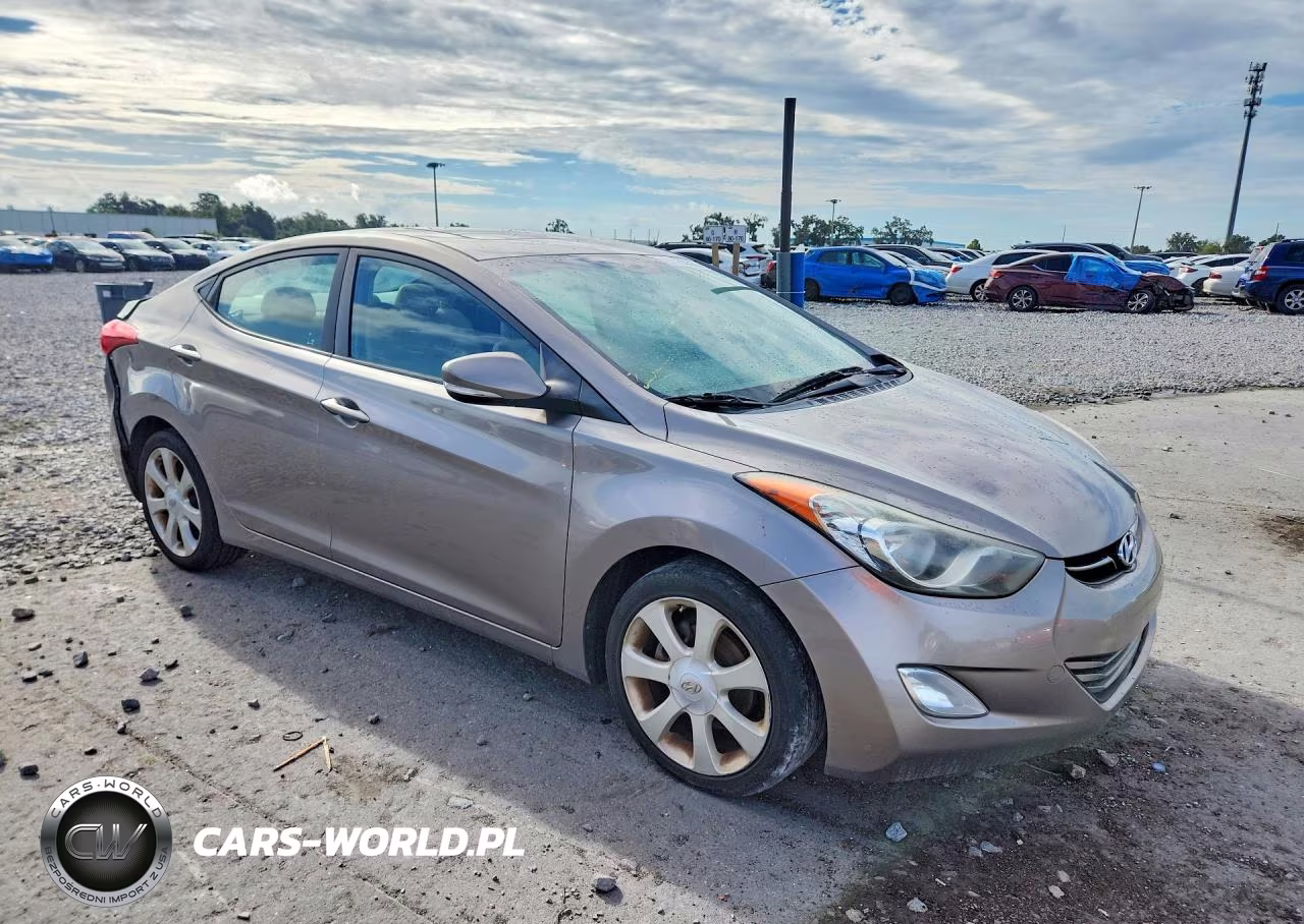 2011 Hyundai Elantra Limited VIN:5NPDH4AE0BH010884 - 4