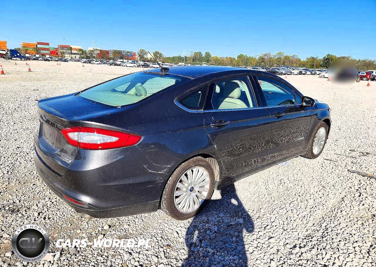 2015 Ford Fusion Se Hybrid VIN:3FA6P0LU9FR221616 - 3