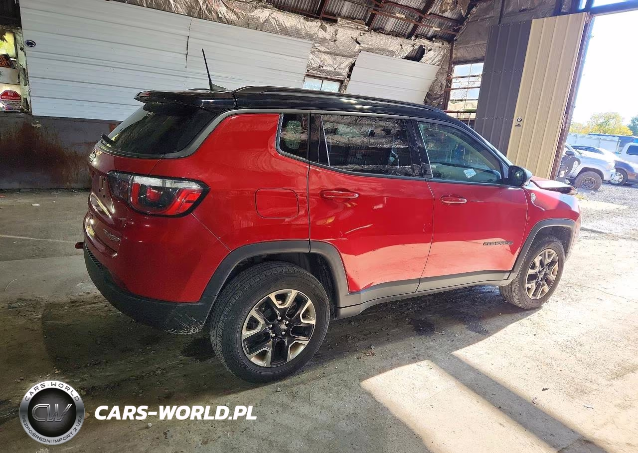 2018 Jeep Compass Trailhawk VIN:3C4NJDDB4JT129269 - 3