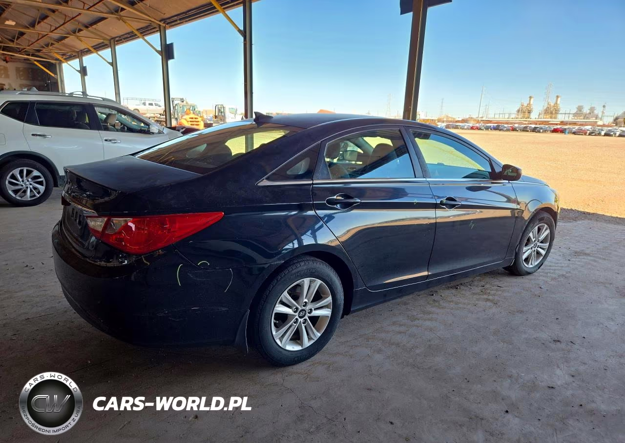 2013 Hyundai Sonata Gls VIN:5NPEB4AC4DH698895 - 3