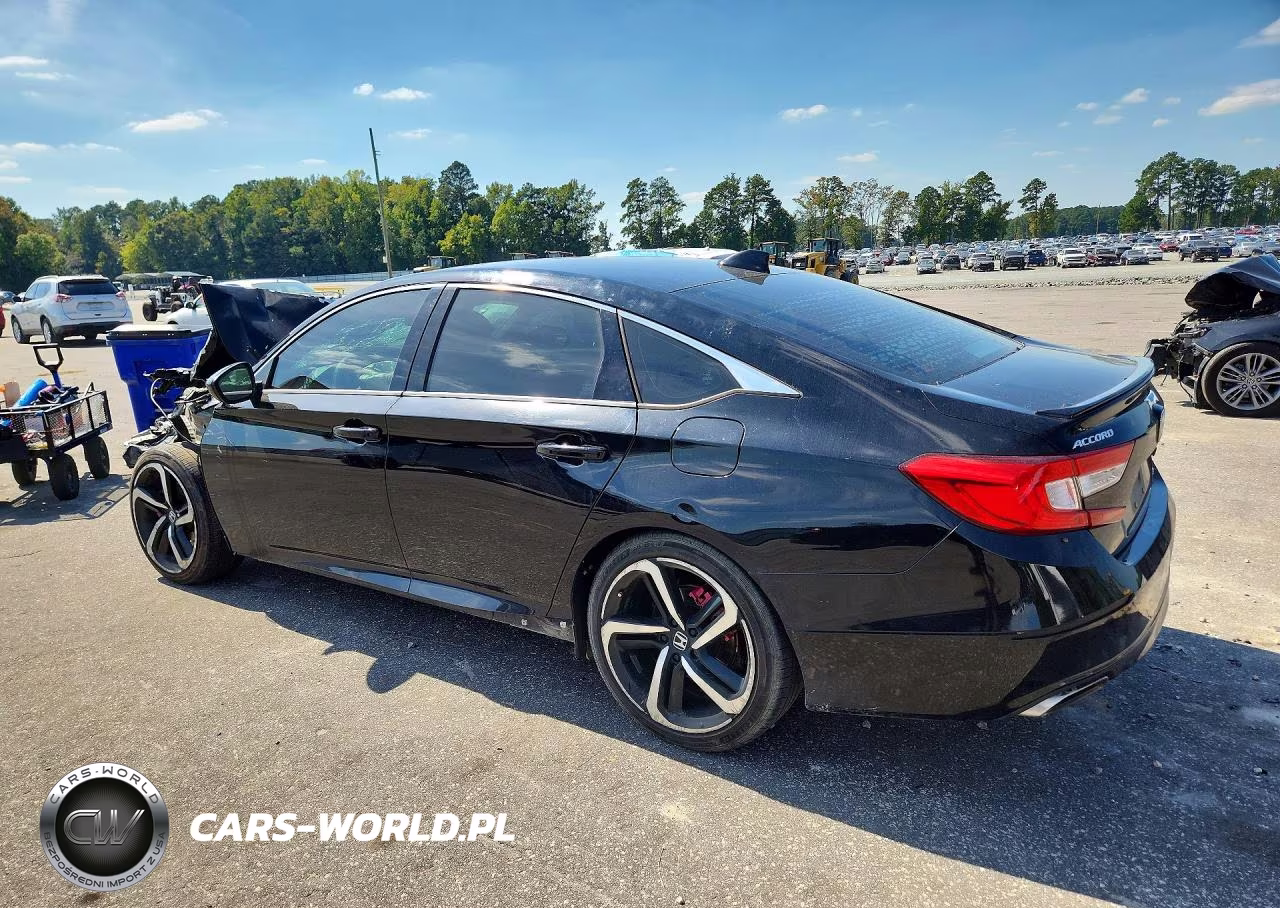 2018 Honda Accord Sport VIN:1HGCV1F3XJA118141 - 2