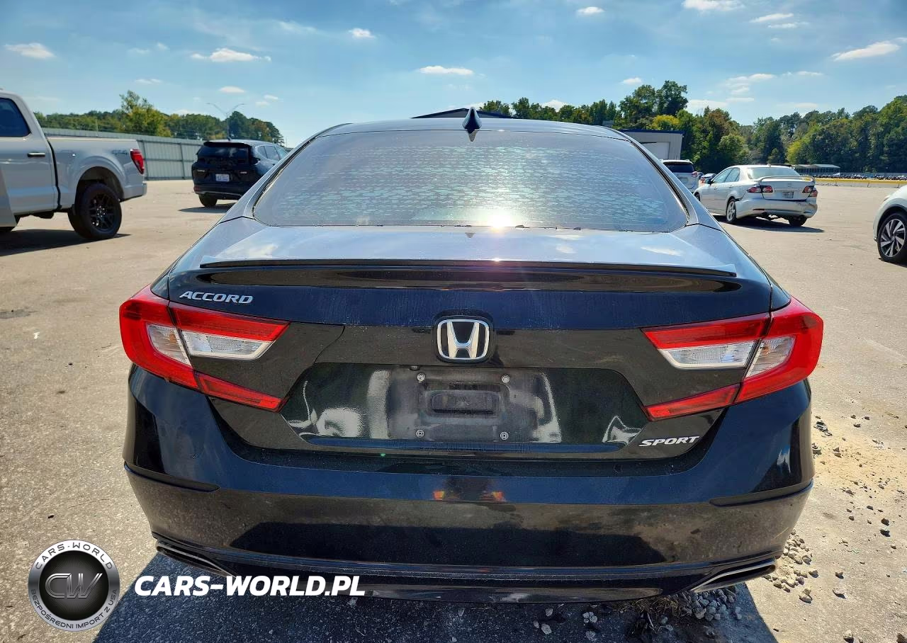 2018 Honda Accord Sport VIN:1HGCV1F3XJA118141 - 6