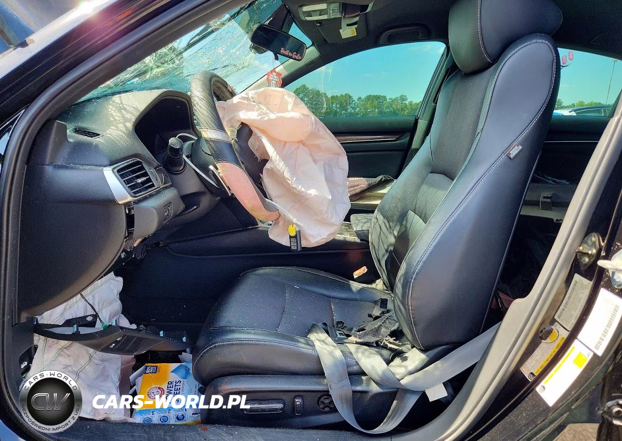 2018 Honda Accord Sport VIN:1HGCV1F3XJA118141 - 7