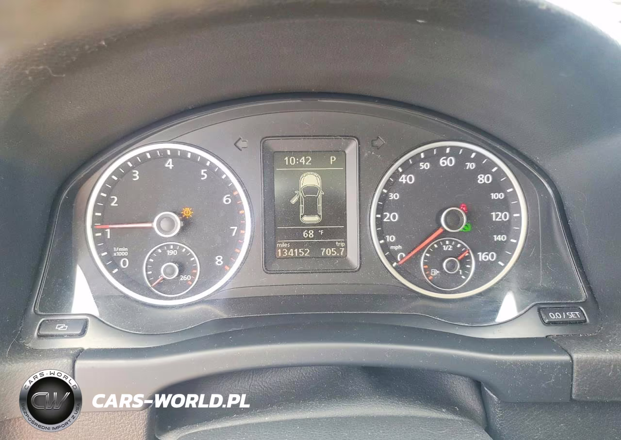 2012 Volkswagen Tiguan S VIN:WVGAV7AX9CW530684 - 9