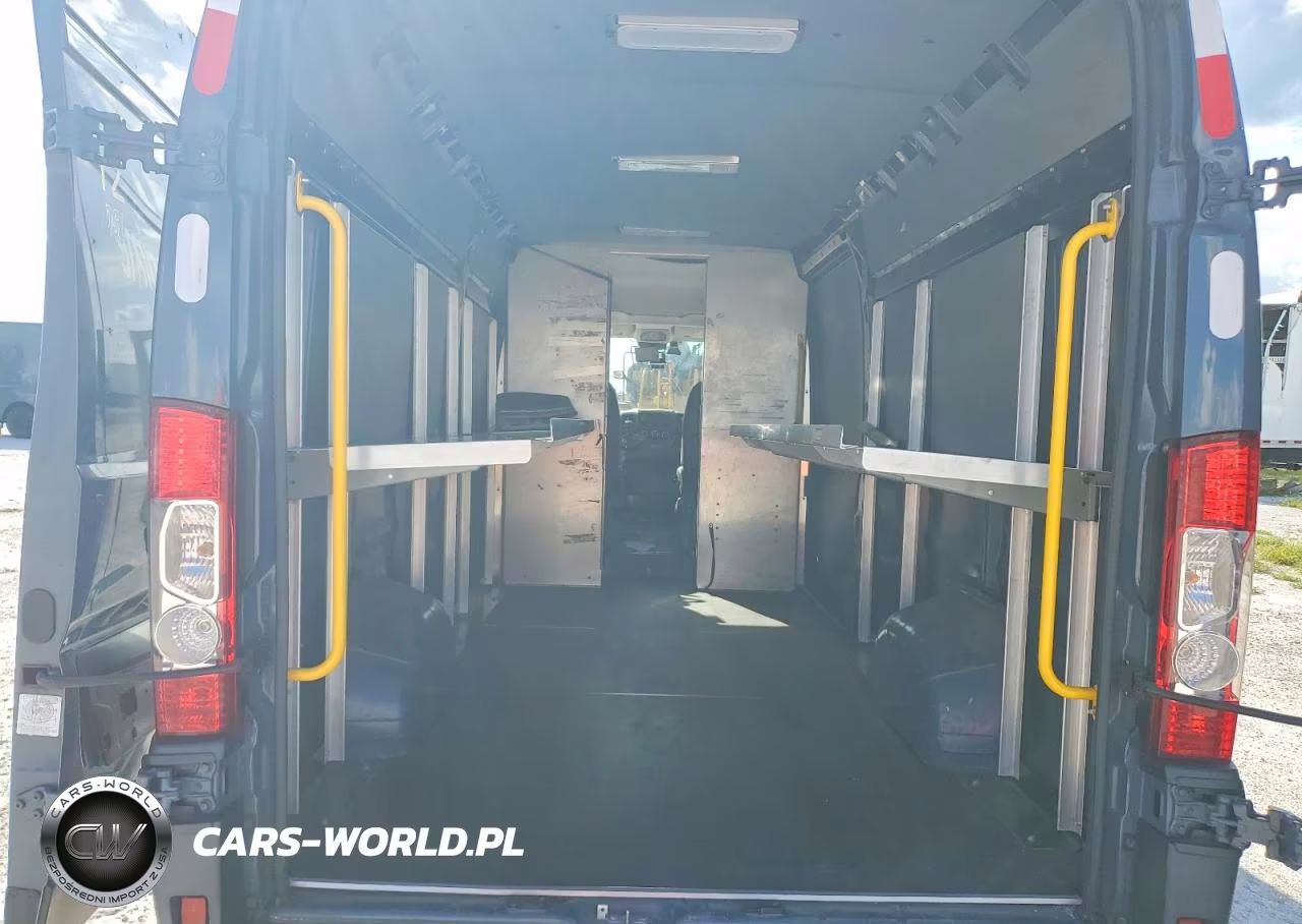 2019 Ram Promaster 3500 Delivery Van VIN:3C6URVJG3KE544543 - 10