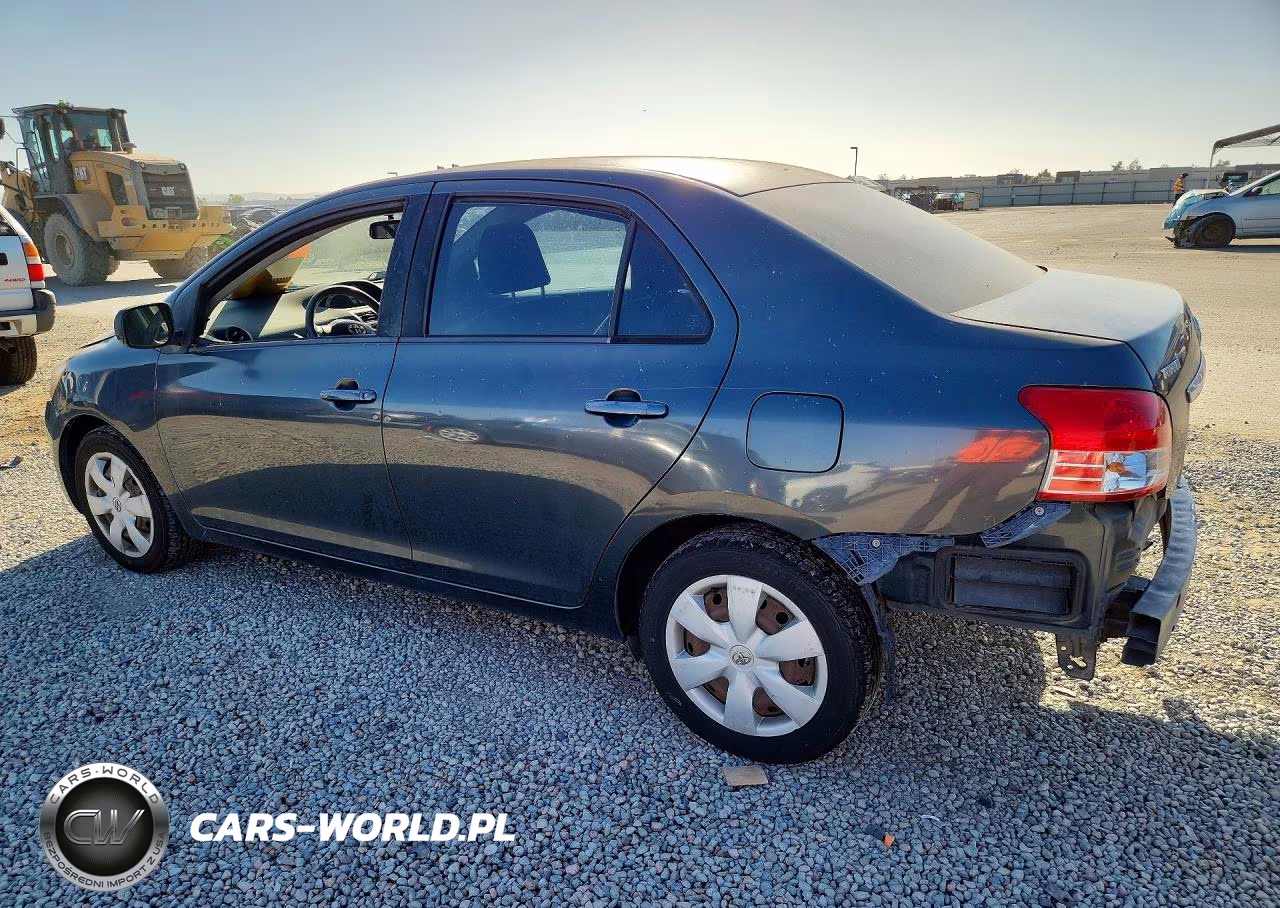 2007 Toyota Yaris Base VIN:JTDBT923871099392 - 2