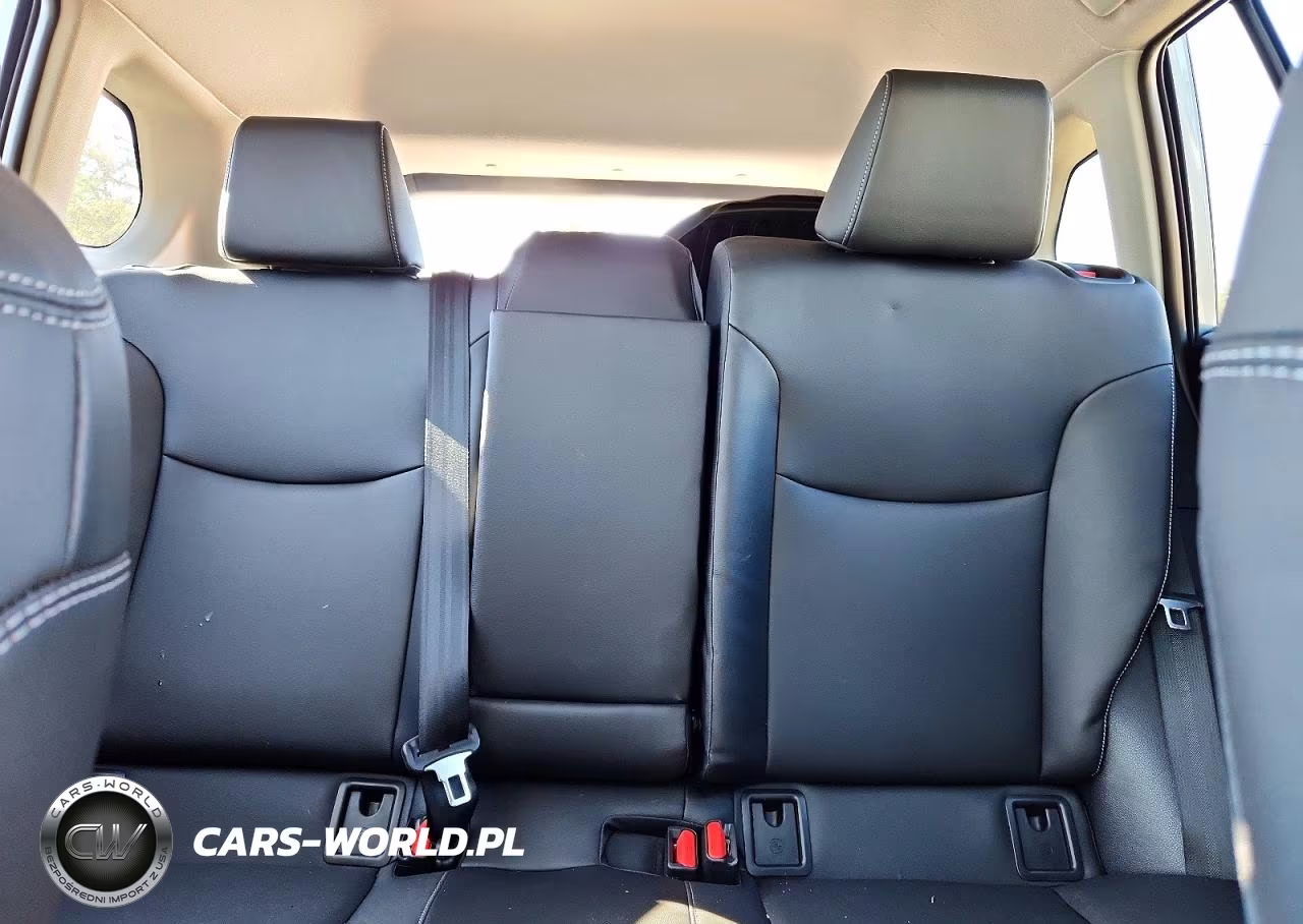 2024 Toyota Corolla Cross Xle VIN:7MUDAABG6RV092875 - 10