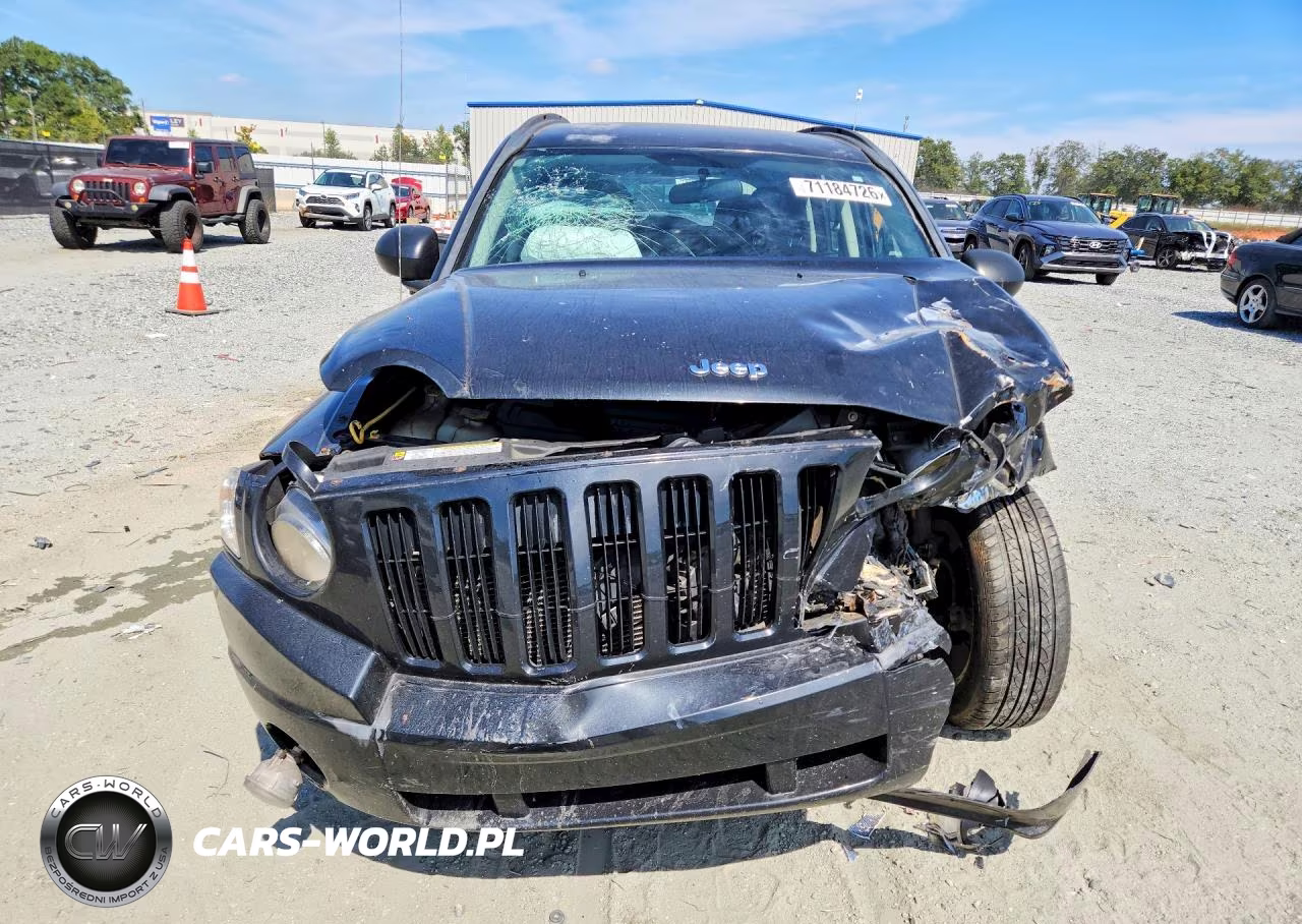 2010 Jeep Compass Sport VIN:1J4NT4FBXAD553725 - 5