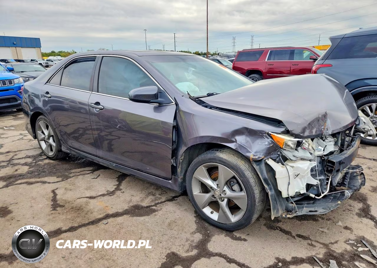 2014 Toyota Camry Se V6 VIN:4T1BK1FKXEU551758 - 4