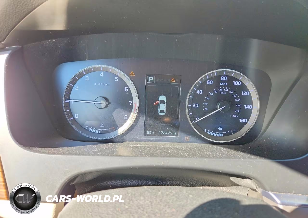 2015 Hyundai Sonata Limited VIN:5NPE34AF8FH009824 - 9
