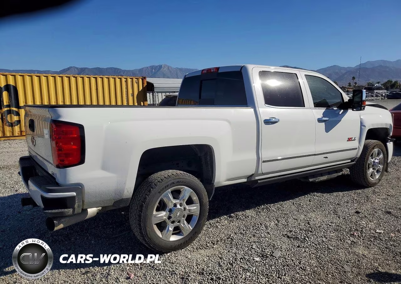 2018 Chevrolet Silverado K2500 Heavy Duty Ltz VIN:1GC1KWEY2JF204703 - 3