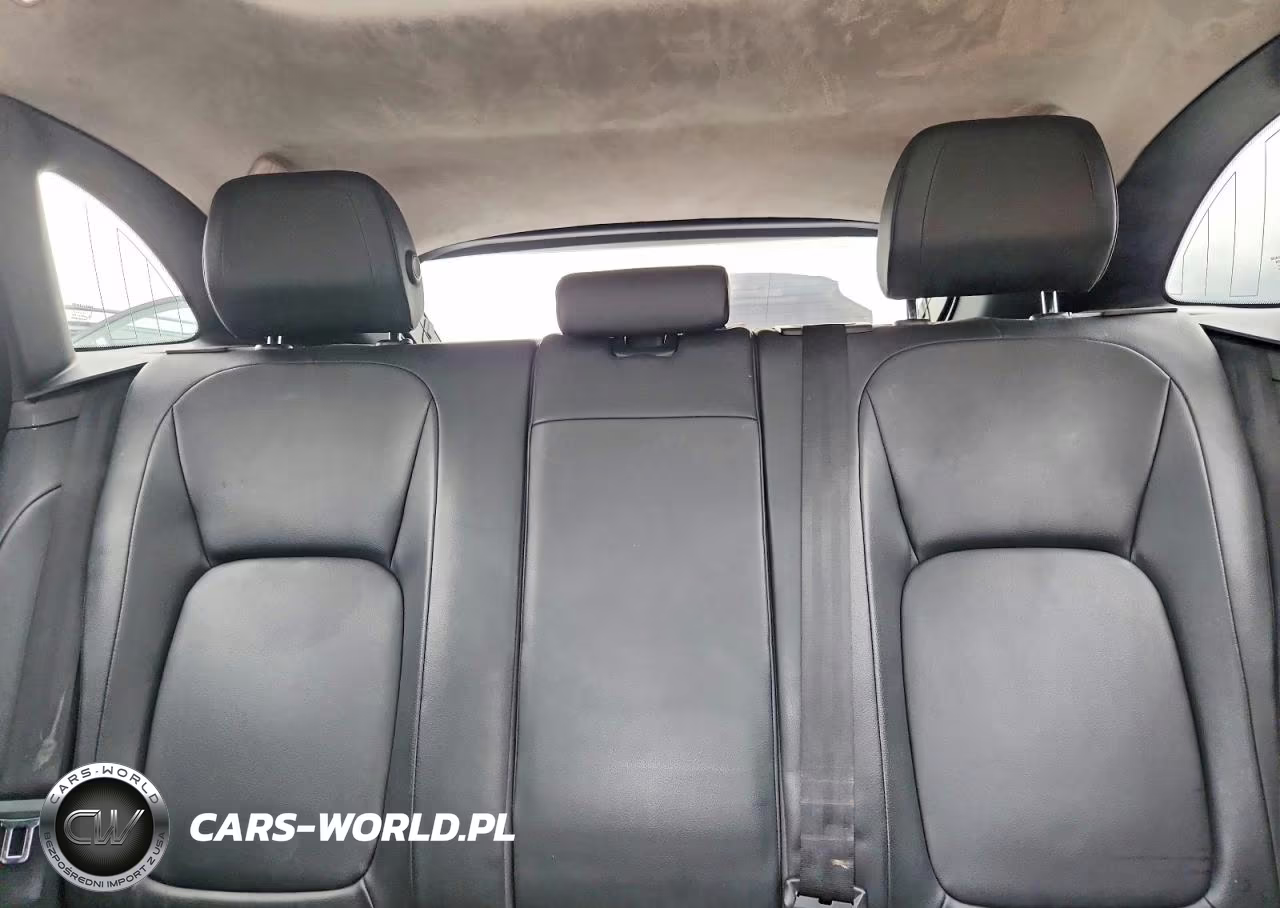 2020 Jaguar F-Pace Premium VIN:SADCJ2FX7LA616940 - 10