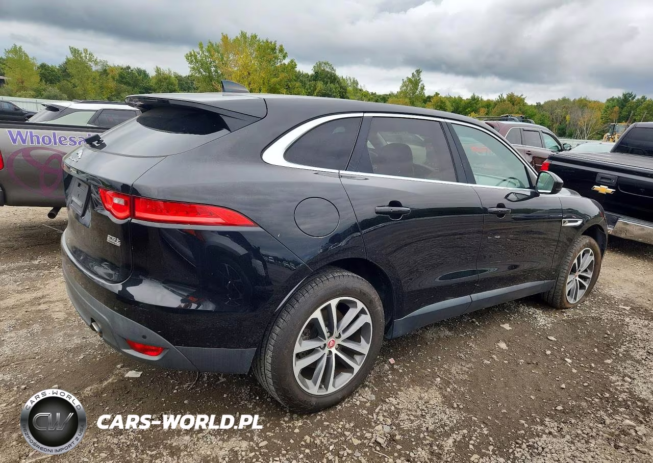 2020 Jaguar F-Pace Premium VIN:SADCJ2FX7LA616940 - 3