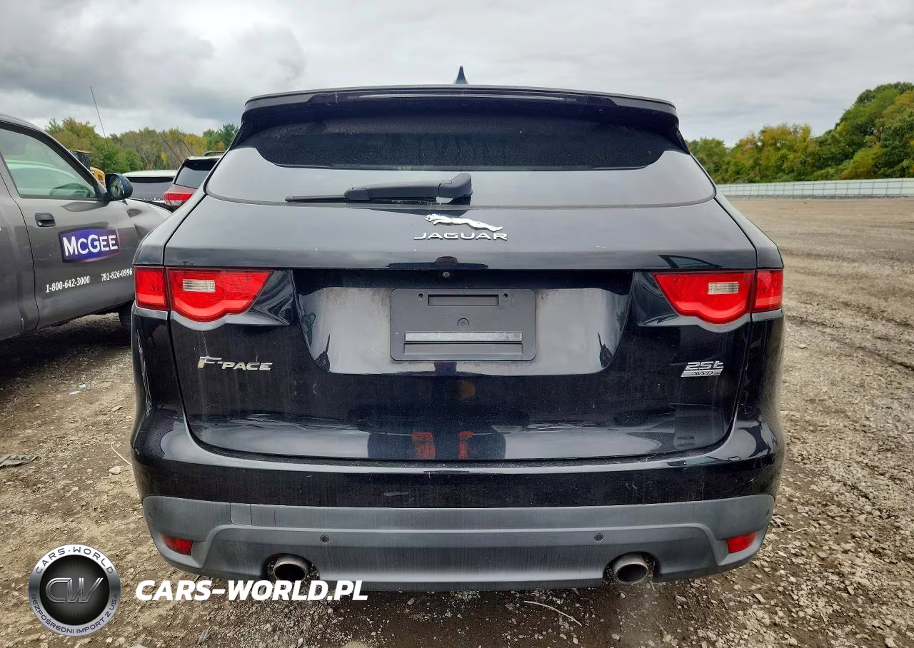2020 Jaguar F-Pace Premium VIN:SADCJ2FX7LA616940 - 6