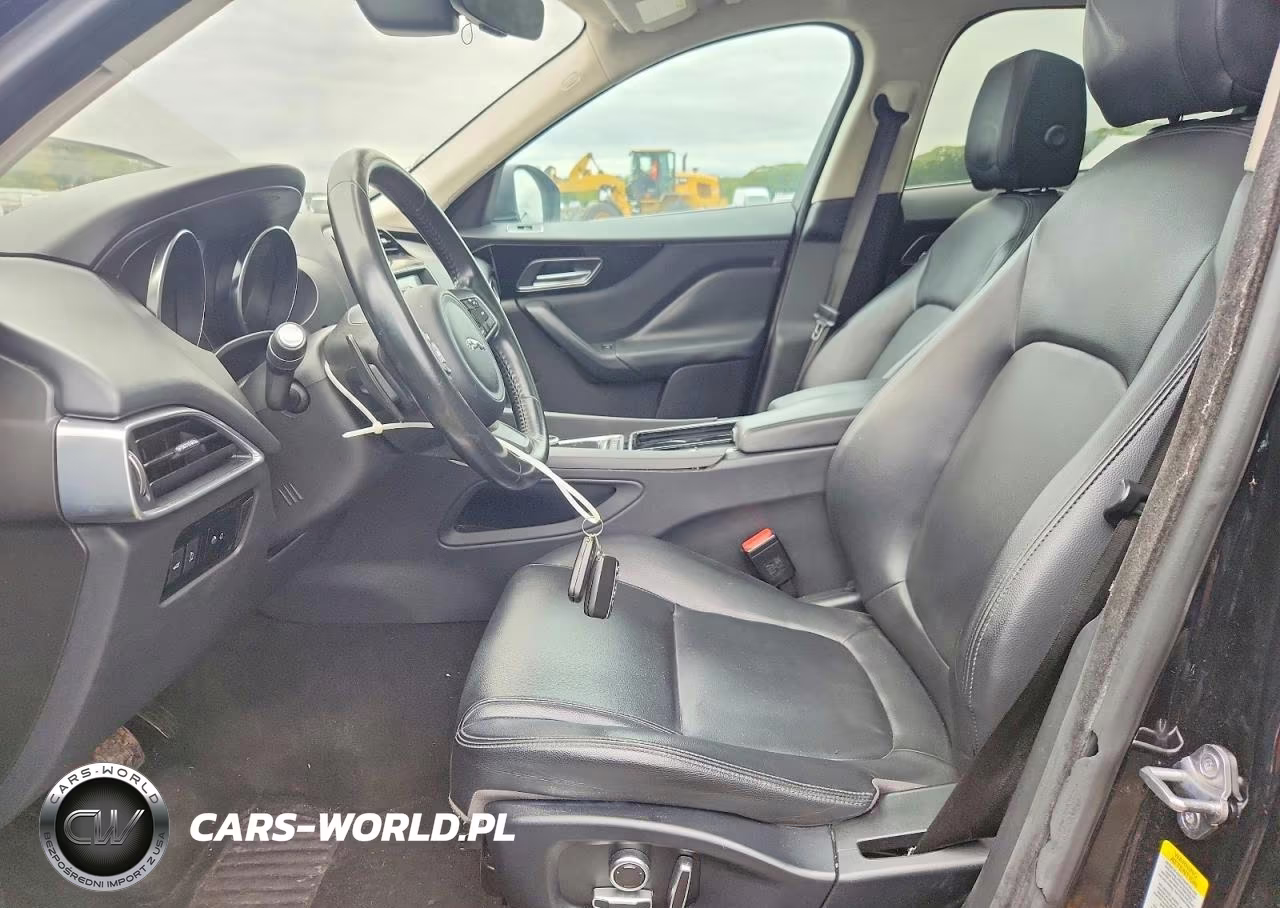 2020 Jaguar F-Pace Premium VIN:SADCJ2FX7LA616940 - 7