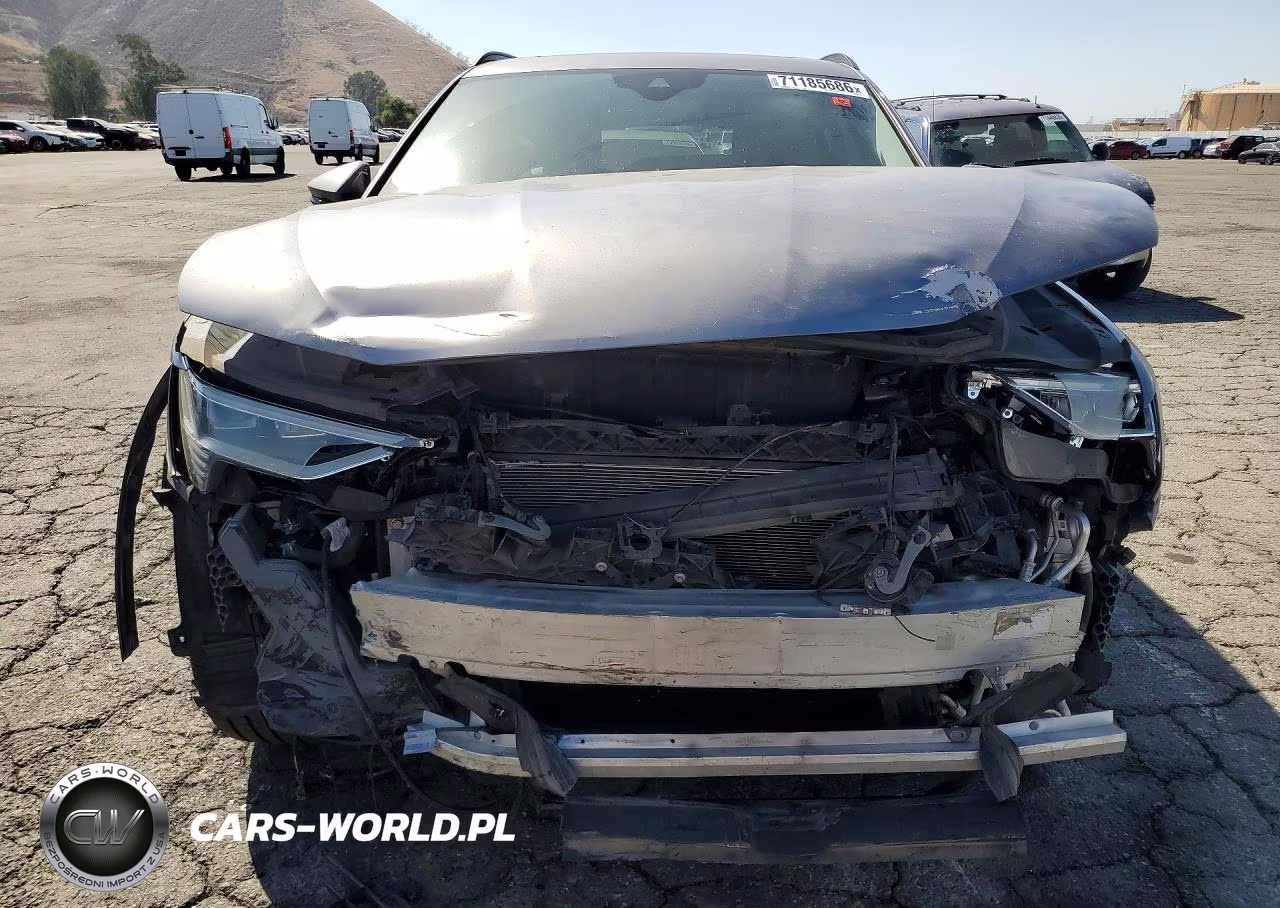 2021 Audi E-Tron Premium VIN:WA1AAAGE2MB022109 - 5