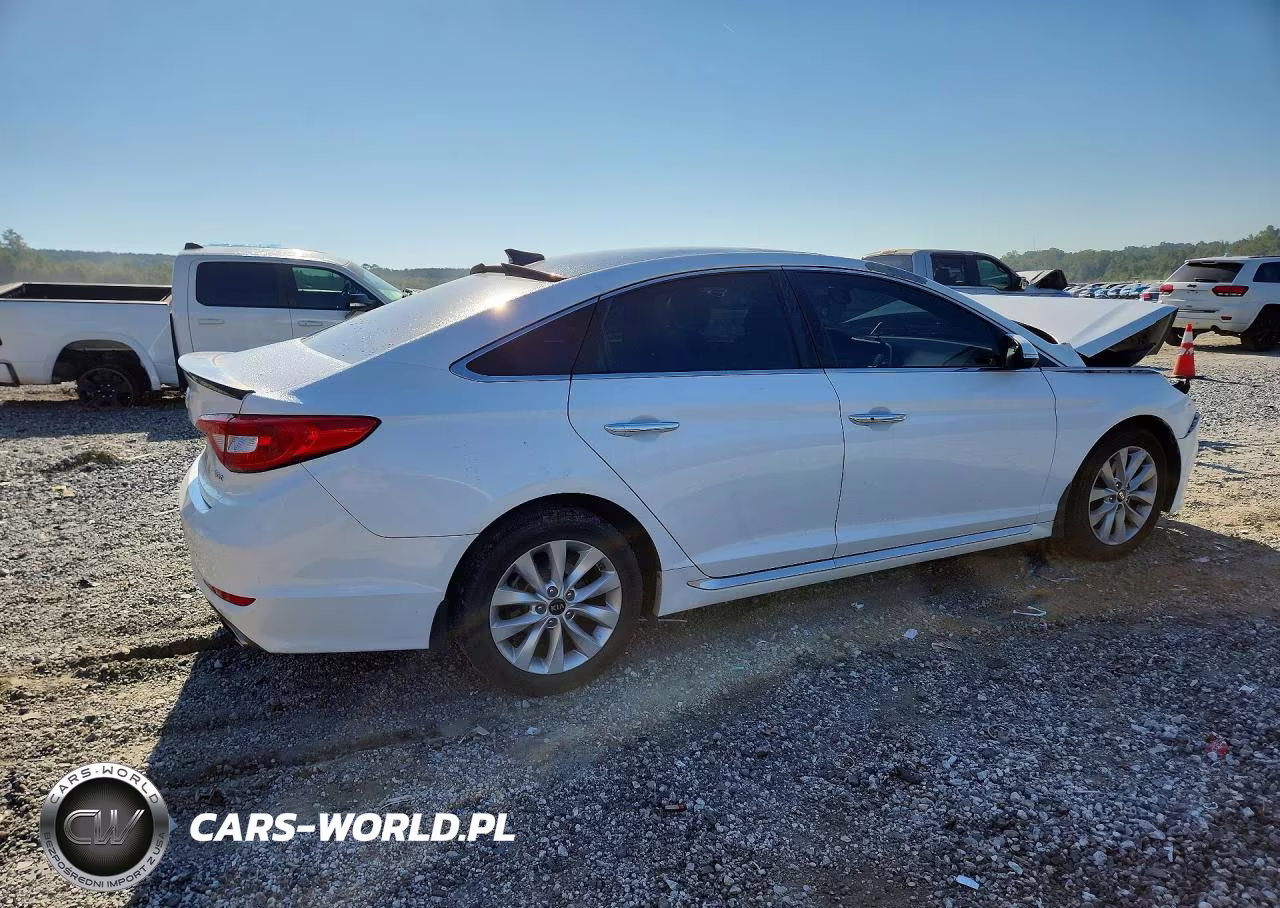 2015 Hyundai Sonata Sport VIN:5NPE34AF6FH097756 - 3