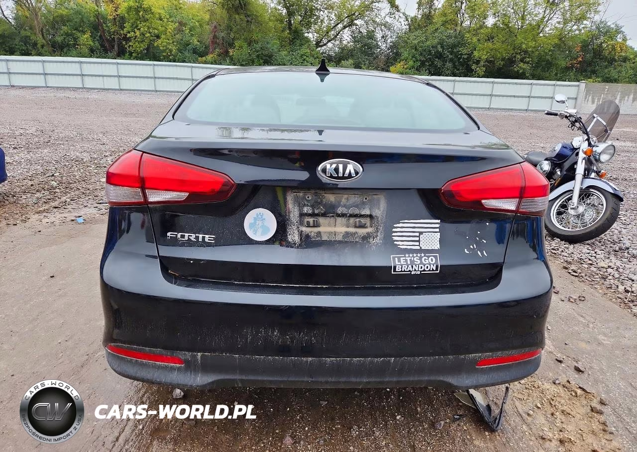 2017 Kia Forte Lx VIN:3KPFK4A71HE159930 - 6