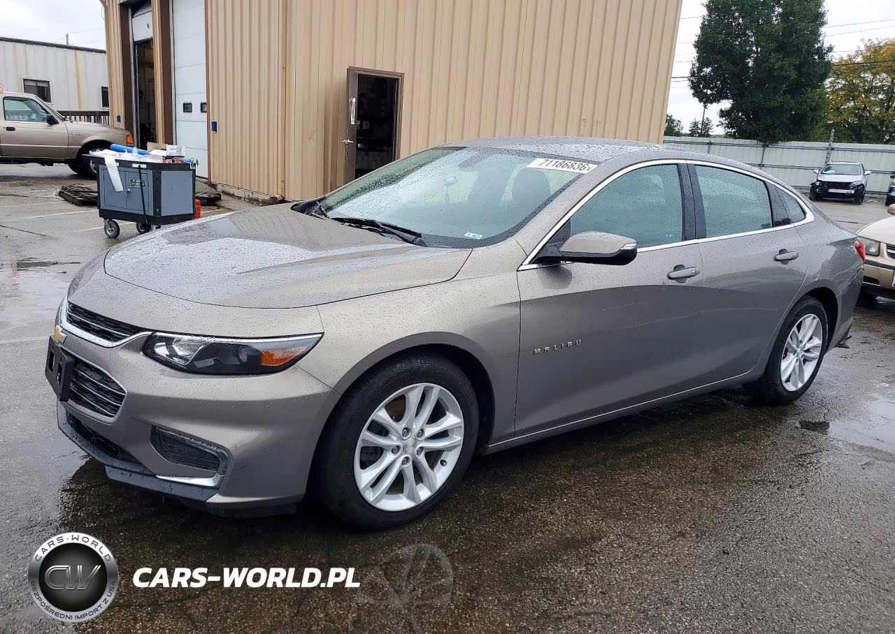 2017 Chevrolet Malibu Lt – zdjęcie 1 z 12