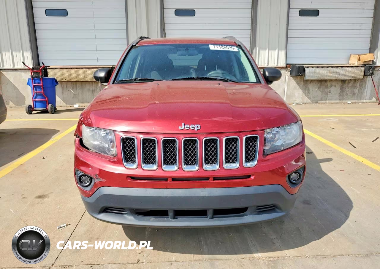 2014 Jeep Compass Sport VIN:1C4NJCBA5ED800934 - 5