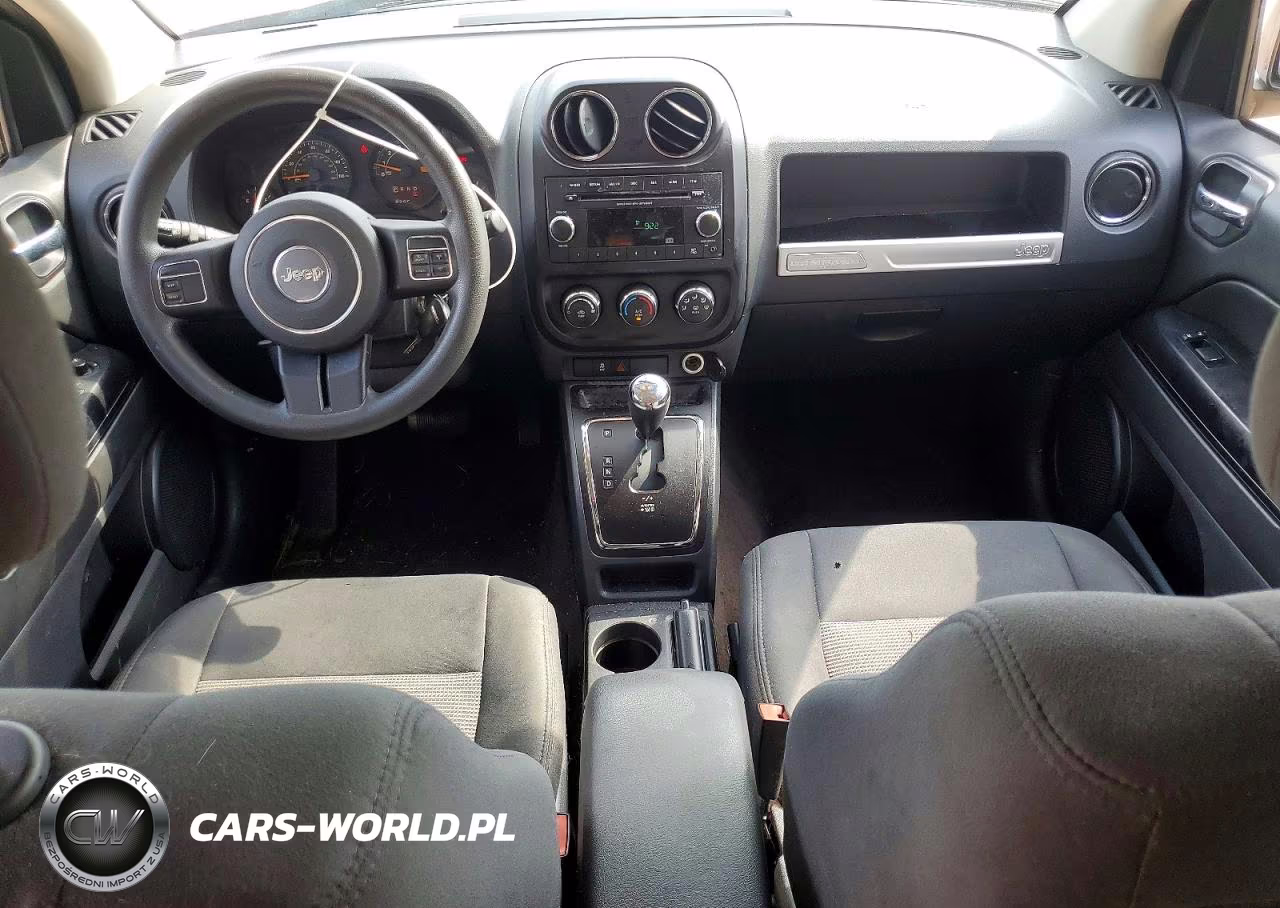 2014 Jeep Compass Sport VIN:1C4NJCBA5ED800934 - 8