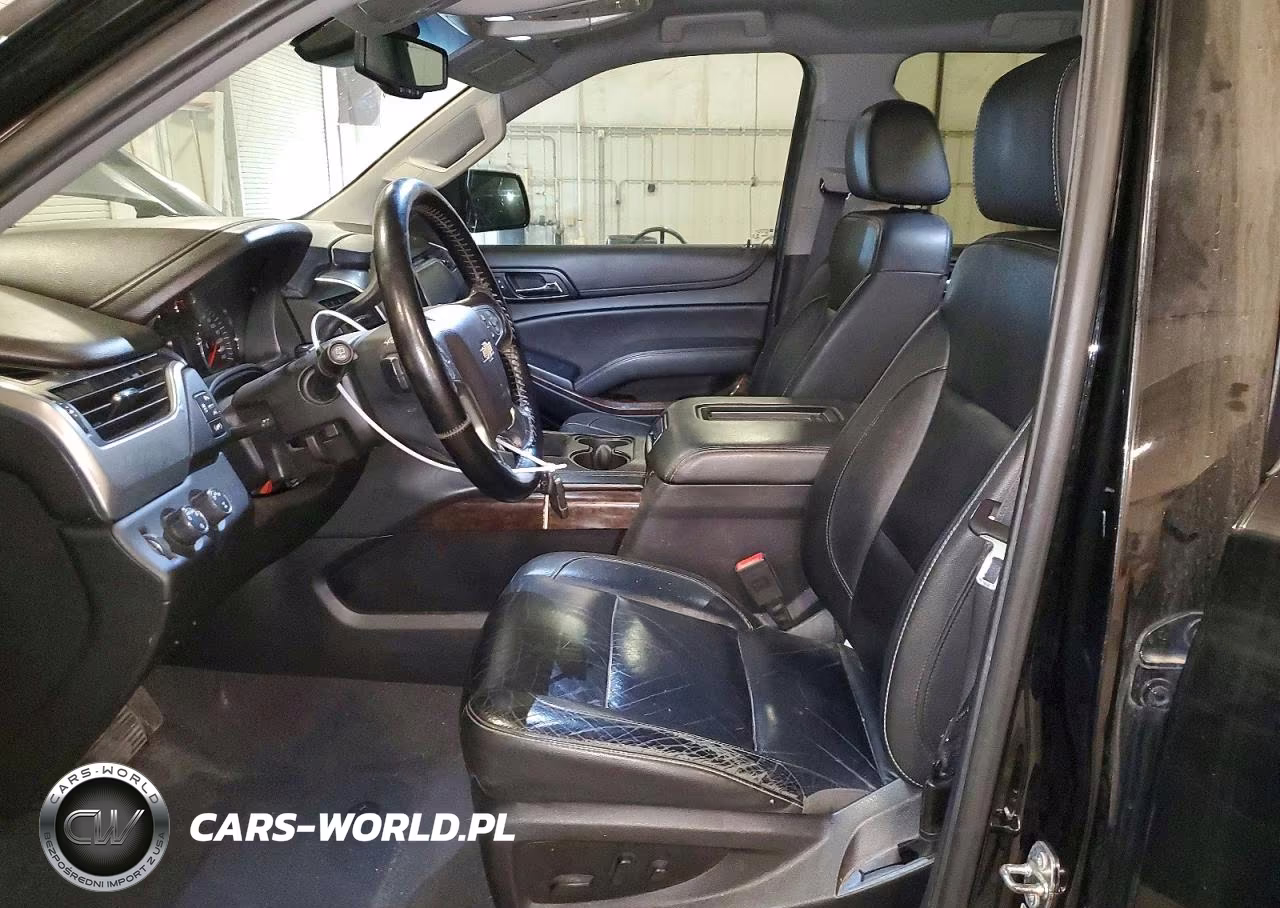 2019 Chevrolet Suburban K1500 Lt VIN:1GNSKHKC5KR407360 - 7