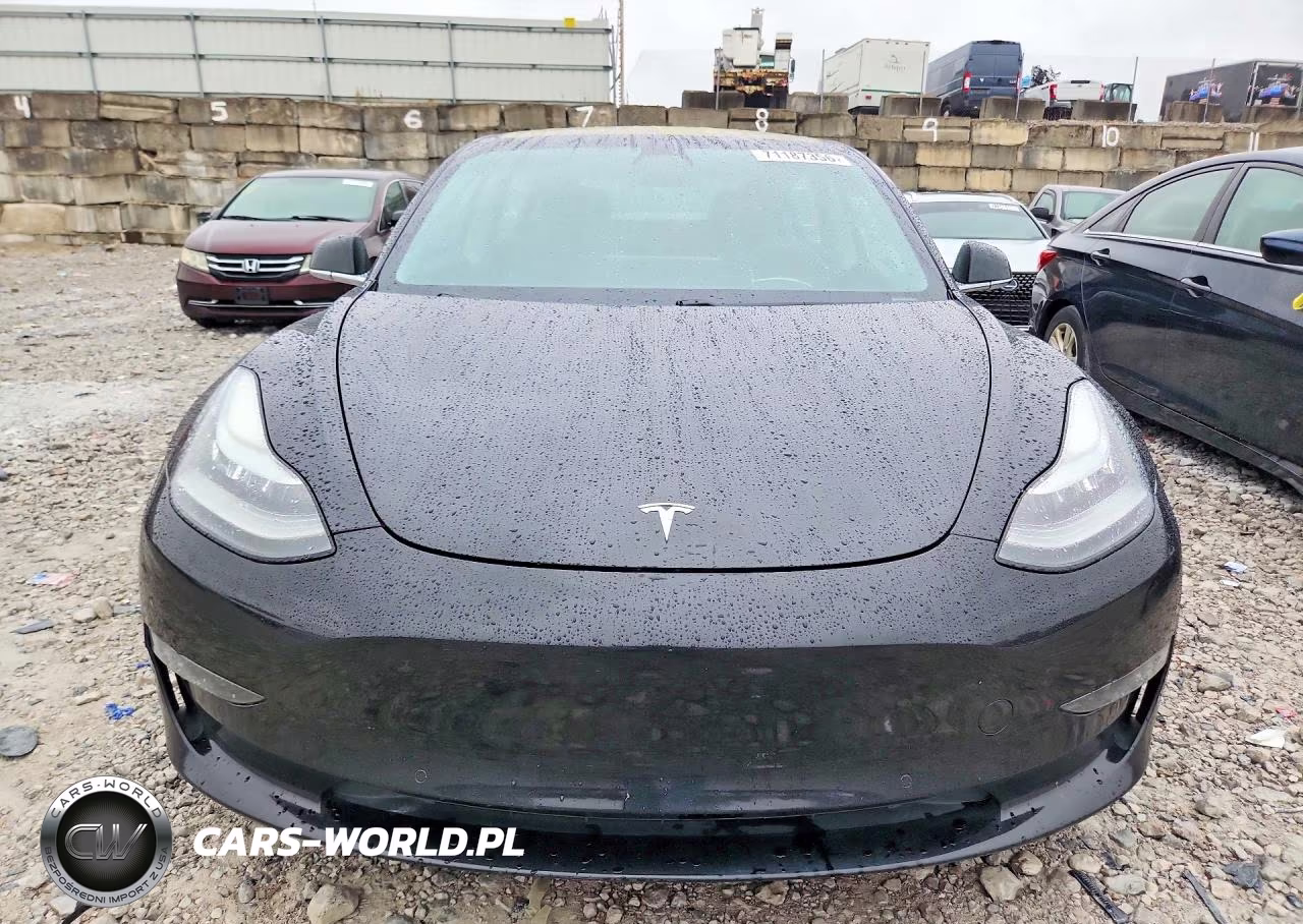 2018 Tesla Model 3 VIN:5YJ3E1EB4JF082509 - 5