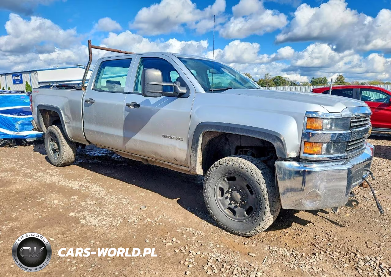 2015 Chevrolet Silverado K2500 Heavy Duty VIN:1GC1KUEG6FF524996 - 4