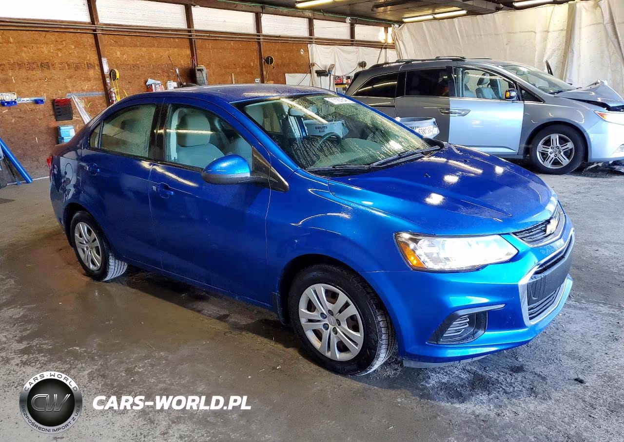 2017 Chevrolet Sonic Ls VIN:1G1JB5SG5H4155470 - 4