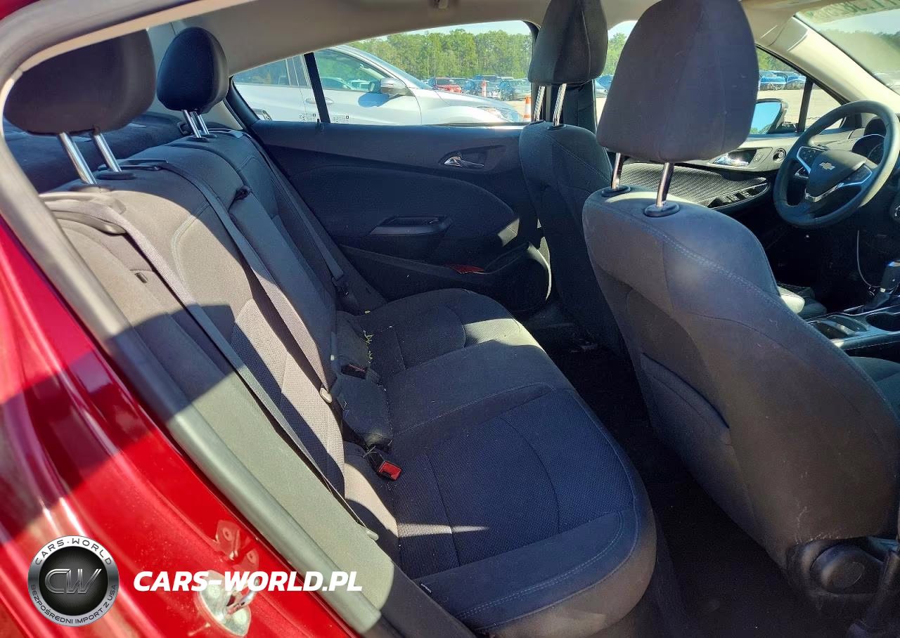 2018 Chevrolet Cruze Lt VIN:1G1BE5SM3J7226798 - 10