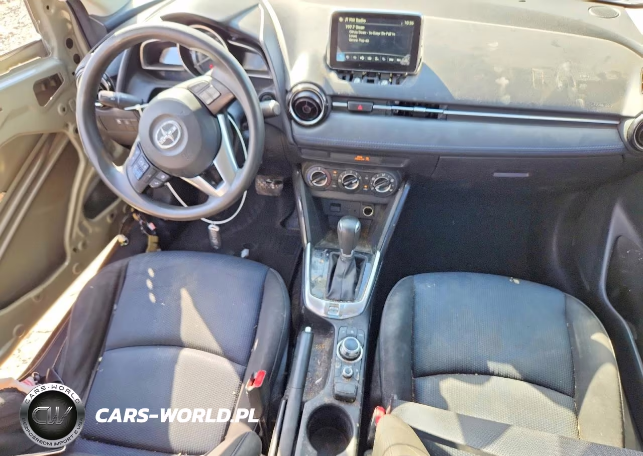 2016 Scion Ia Base VIN:3MYDLBZV5GY122356 - 8