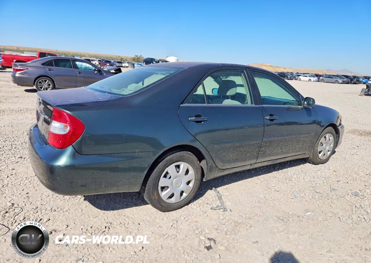 2002 Toyota Camry Le VIN:4T1BE32K72U598332 - 3