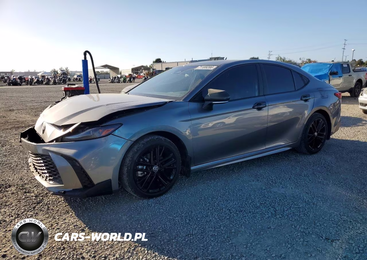 2025 Toyota Camry Se – zdjęcie 1 z 12