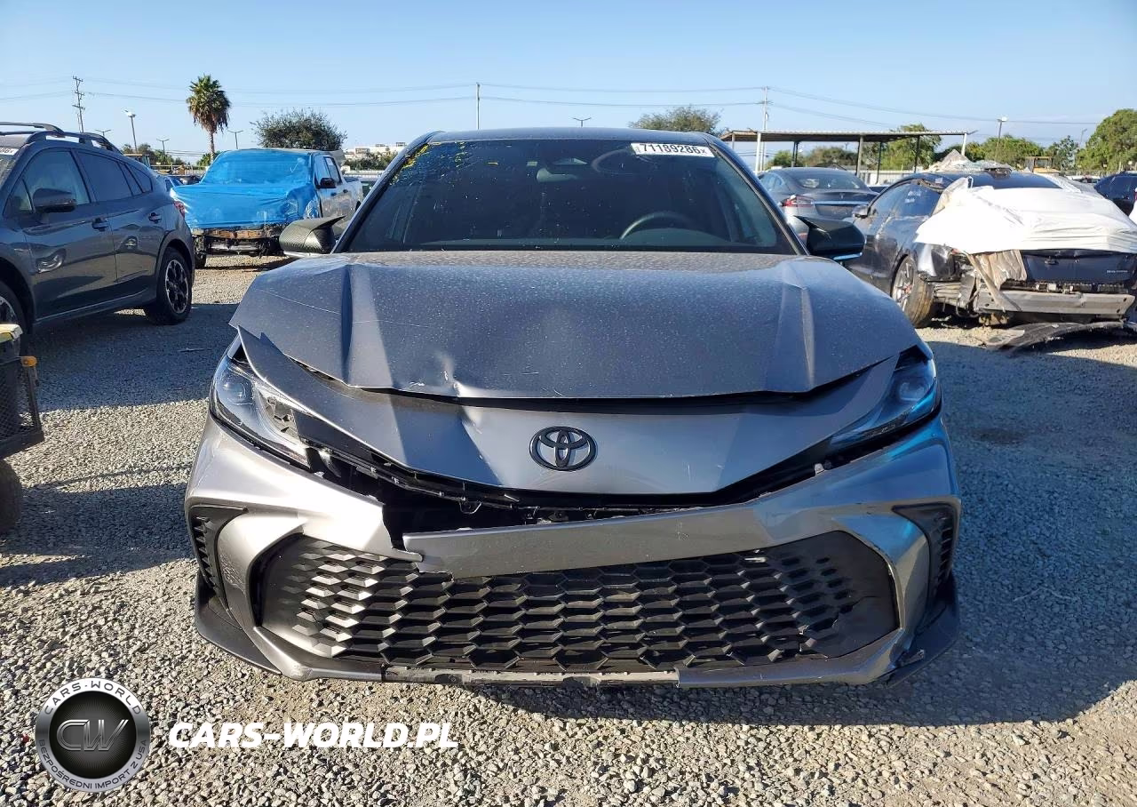 2025 Toyota Camry Se VIN:4T1DAACK5SU616382 - 5