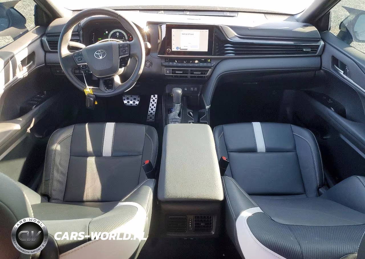 2025 Toyota Camry Se VIN:4T1DAACK5SU616382 - 8