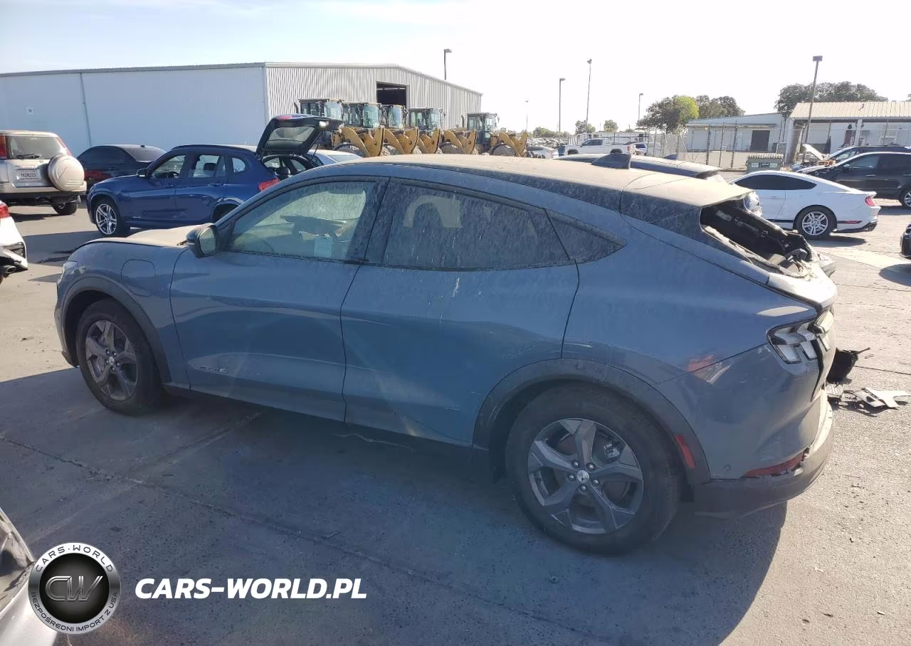 2023 Ford Mustang Mach-E Select VIN:3FMTK1SS2PMA32009 - 2
