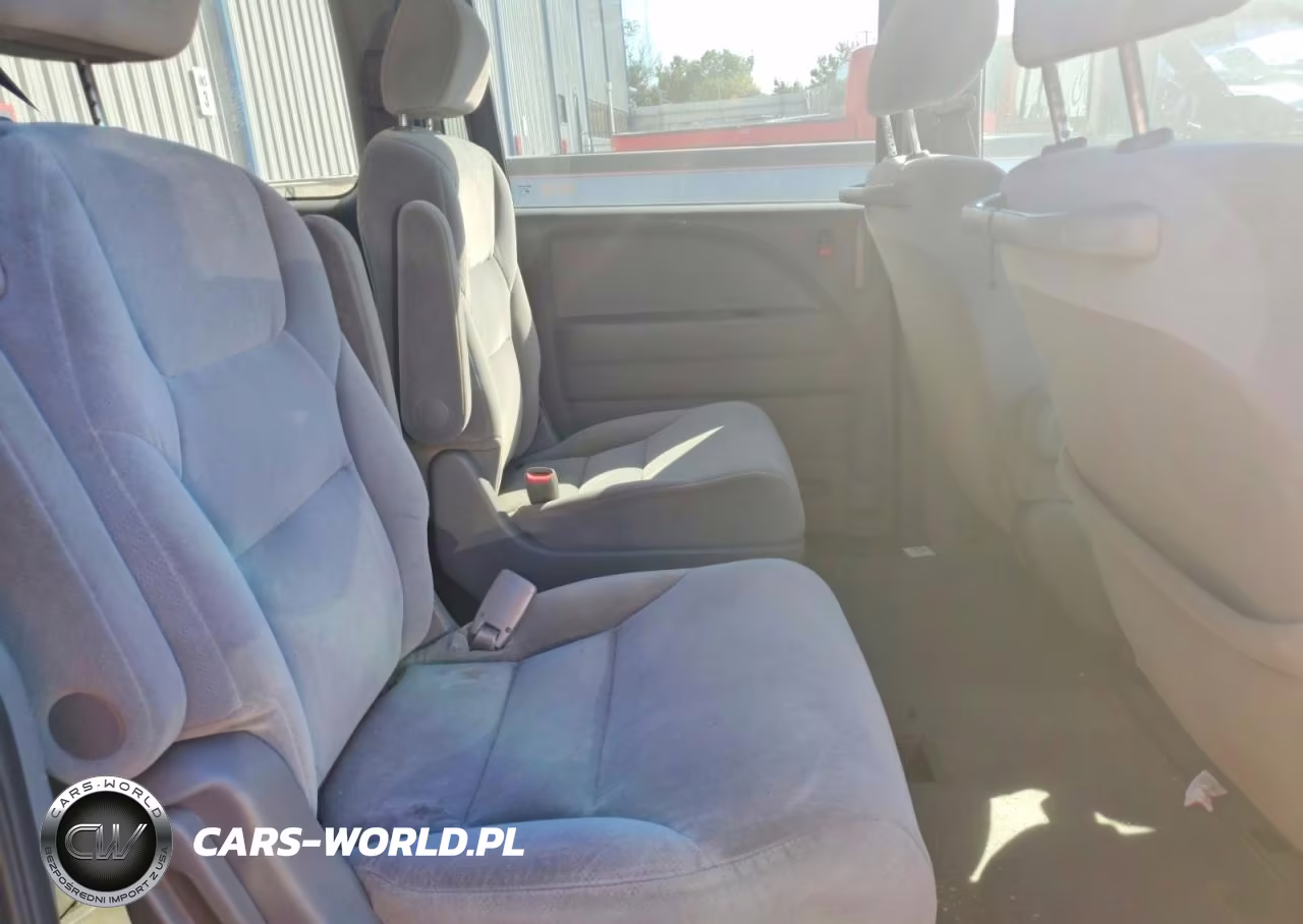 2008 Honda Odyssey Lx VIN:5FNRL38218B104175 - 11