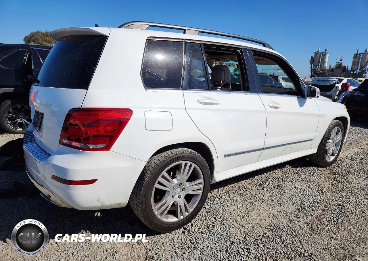 2015 Mercedes-Benz Glk 350 VIN:WDCGG5HB6FG393252 - 3