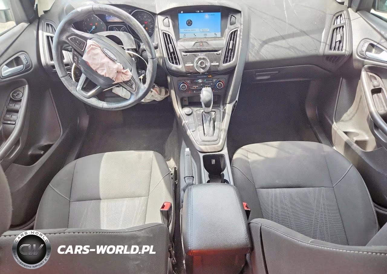 2017 Ford Focus Sel VIN:1FADP3H29HL346603 - 8