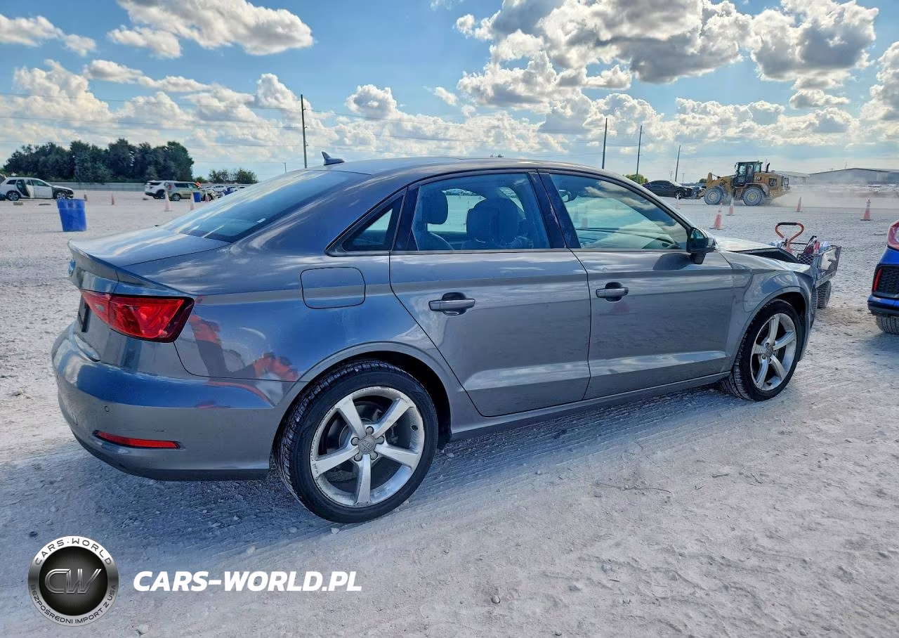 2015 Audi A3 Premium VIN:WAUACGFF4F1103325 - 3