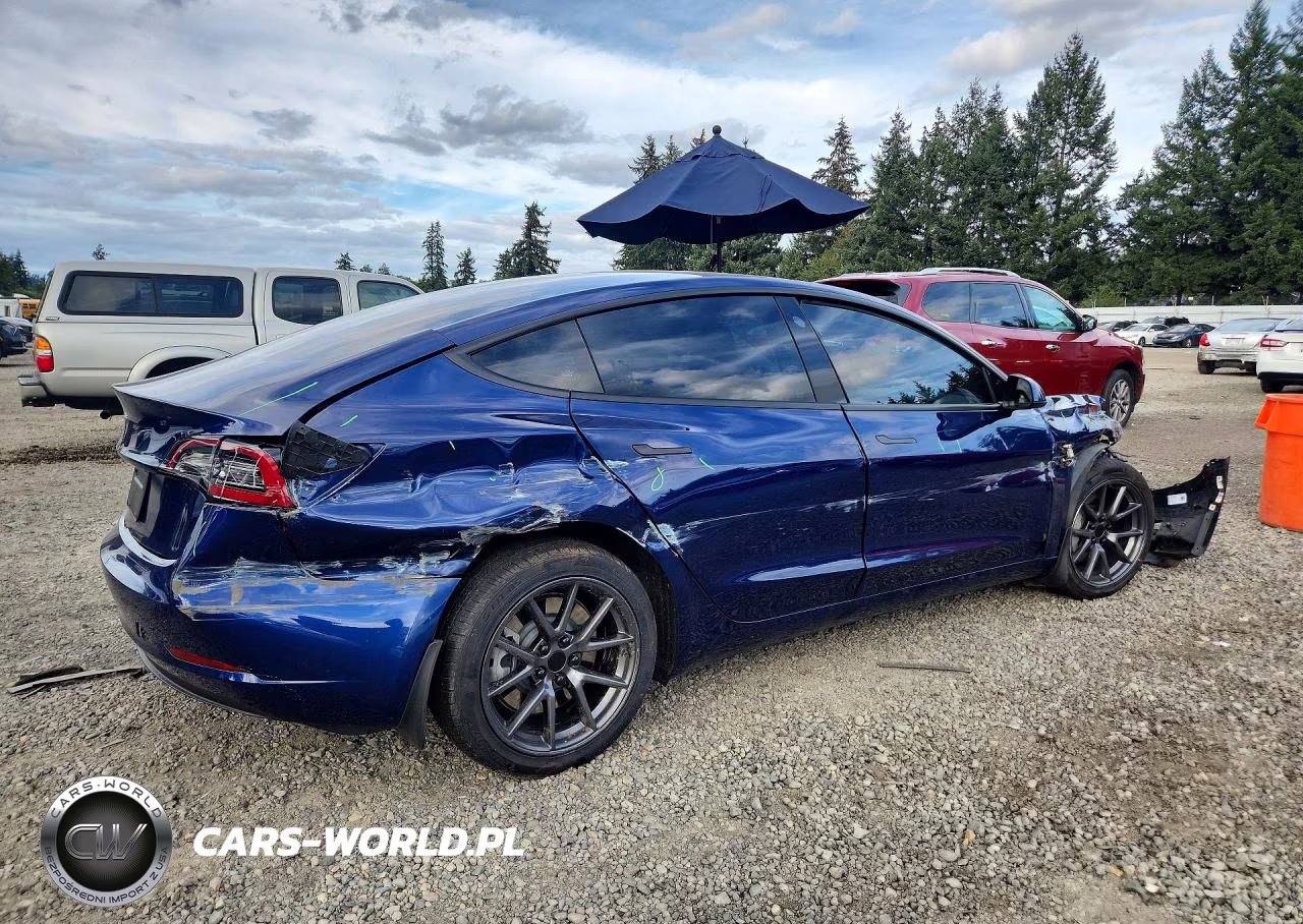 2023 Tesla Model 3 VIN:5YJ3E1EB0PF387417 - 3